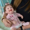 Poupée Reborn Dolls pour bébé et enfant - Imitation souriante - Matériau fin - Jouet interactif - Cadeau pour bébé - Pour le