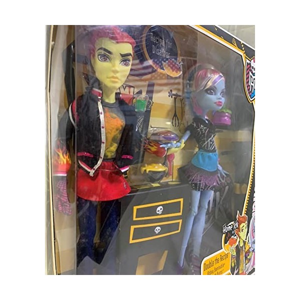 Monster High- Thomas CRAME ET Abbey BOMINABLE MONSTERHIGH Poupées et  Figurines, BBC82, Multicolore : : Jeux et Jouets