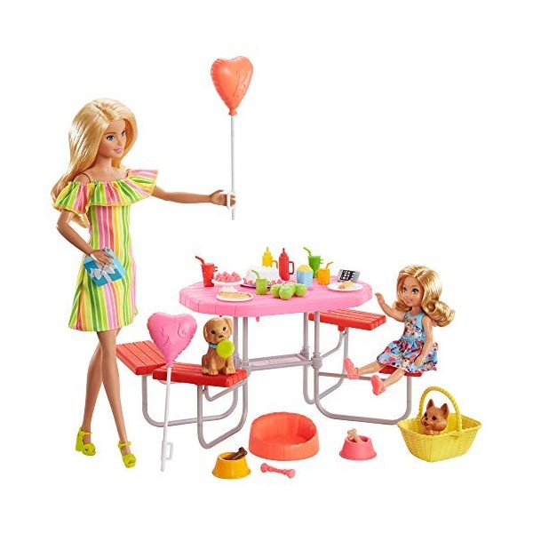 Barbie Famille coffret Pique-Nique avec poupée et mini-poupée Chelsea, 2 figurines chiots, table et 25 accessoires, jouet pou