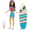 Barbie Dreamhouse Adventures Famille coffret poupée Skipper Championne de Surf, accessoires inclus, jouet pour enfant, GHK36