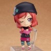 La poupée modèle Maki Nishikino version Q, un personnage de la bande dessinée LoveLive !, pose debout, y compris les expressi