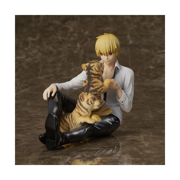 Fate/stay Night Gilgamesh King Of Heroes Figurine de jeu Golden Shining Little Tiger autour de la main | Pose assise en PVC 1