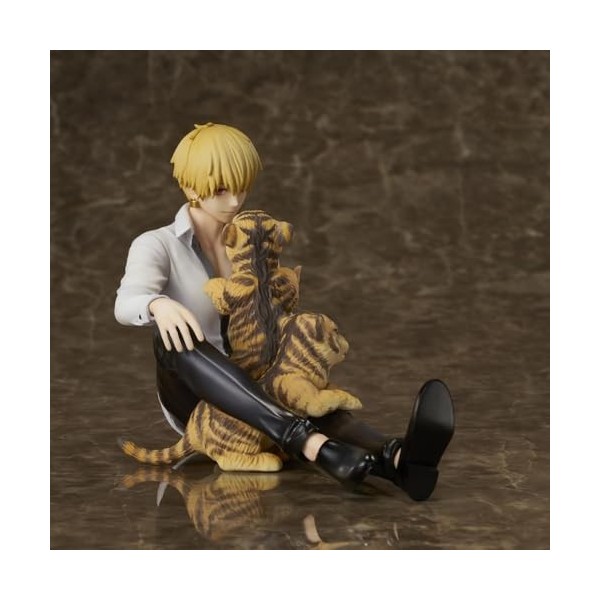 Fate/stay Night Gilgamesh King Of Heroes Figurine de jeu Golden Shining Little Tiger autour de la main | Pose assise en PVC 1