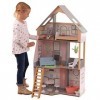 KidKraft Maison de Poupée en Bois Alina incluant Accessoires et mobilier, Ensemble de Jeu à 3 étages avec Un Chien et escalie