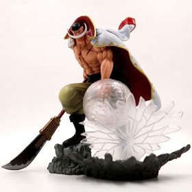 PIZEKA Figurines One Piece Barbe Blanche Chiffre Danime Action Animée Statues Statiques en PVC Modèle De Personnage De Jeu F