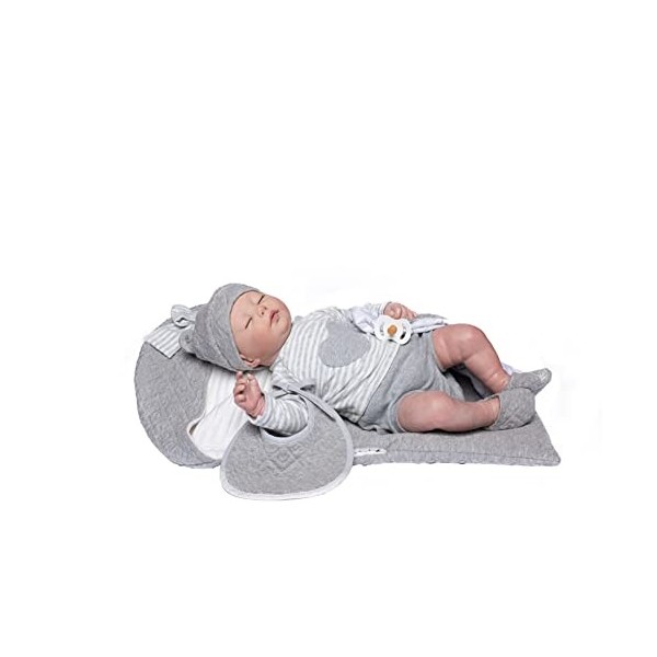 Poupée Guca - Poupée Reborn Henar Pyjama Blanche, Bavoir Mousseline et Sac Gris 46 cm, Multicolore 18035 