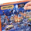 Matchbox Calendrier de lavent, contient 24 surprises dont 11 petites voitures et 13 accessoires, pour enfants dès 3 ans, GXH