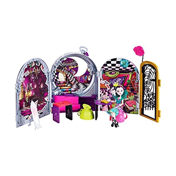 Ever After High Way Too Wonderland High and Raven Queen Playset