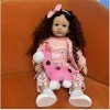 XQSSB 60Cm Reborn Bambadler Poupées Fille Bébé Princesse Rose avec des Cheveux Bouclés Robe À Capuche À Capuche De Mode Boucl