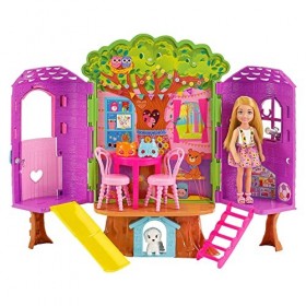 Barbie Coffret Cabane dans Les Arbres avec Poupée Chelsea Et Chiot, Maison De Poupée avec Mobilier Et Toboggan Et Plus De 10 