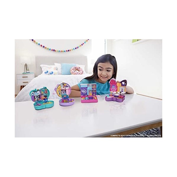Polly Pocket Coffret Arcade en Folie, thème jeux, avec mini-figurines Polly et Shani, 5 surprises, 12 accessoires, jouet pour