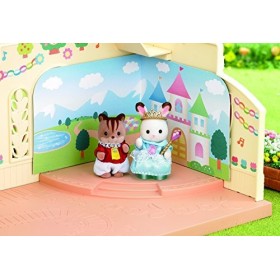 Sylvanian Families - 5102 - Le set théâtre de la crèche