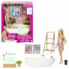 Barbie Coffret Bain Relaxant avec poupée blonde, baignoire, chiot, savon confetti coloré et accessoires, Jouet Enfant, Dès 3 