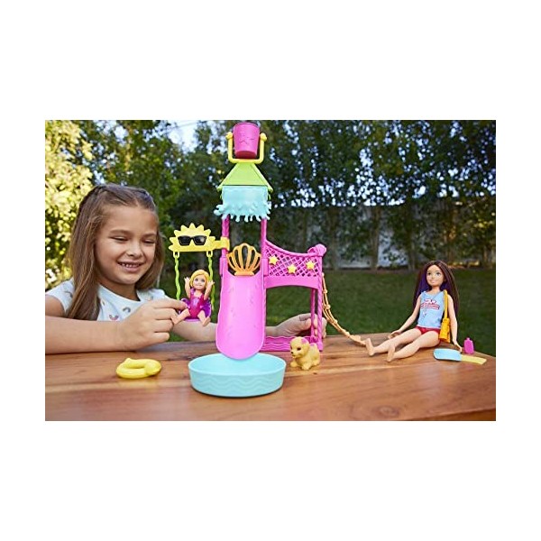 Barbie Coffret Skipper Premiers Jobs, Poupée, Parc aquatique avec toboggan à eau fonctionnel, chiot gicleur et plus de 5 acce