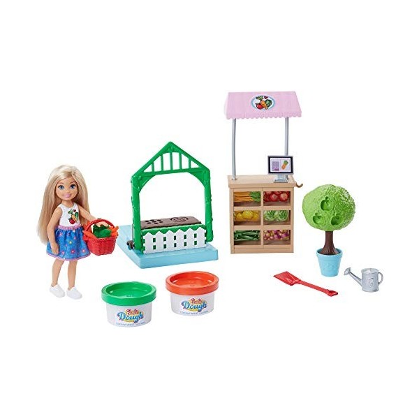 Barbie Métiers Coffret mini-poupée Chelsea avec potager, presse à légumes, accessoires de superette et deux Pots de pâte à Mo