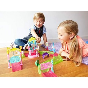 Barbie - Coffret on The Go Fête Foraine Petite Poupée, FHV70