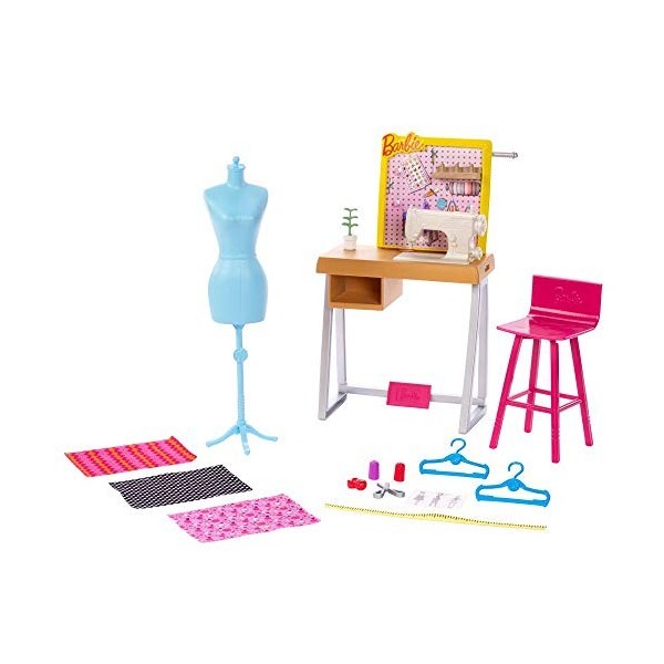 Barbie Métiers Coffret atelier de mode avec table de couture, mannequin et accessoires pour poupée, jouet pour enfant, FXP10