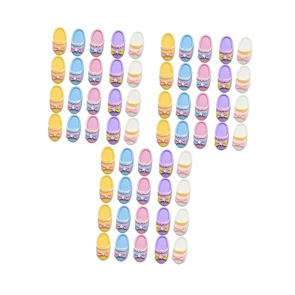 ibasenice 60 Pcs Maison De Poupée Pantoufles Enfants DIY Bijoux Bricolage Maison De Poupée Accessoire Porte-Clés Suspendus Pe