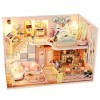 SEPTEMBER - Maison de poupée miniature en bois rose 3D DIY kit assemblé pour cadeau danniversaire avec lumières LED