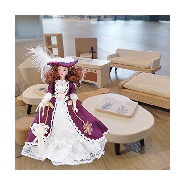 Fabater Fille de la Maison de Poupée Échelle 1:12 Miniature Porcelaine Violet Foncé Jupe Chapeau Femme Ornement de Modèle de 