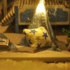 DIY House Kit maison de poupée miniature mignonne chambre avec meubles et couverture illustration, cadeau créatif avec lumièr