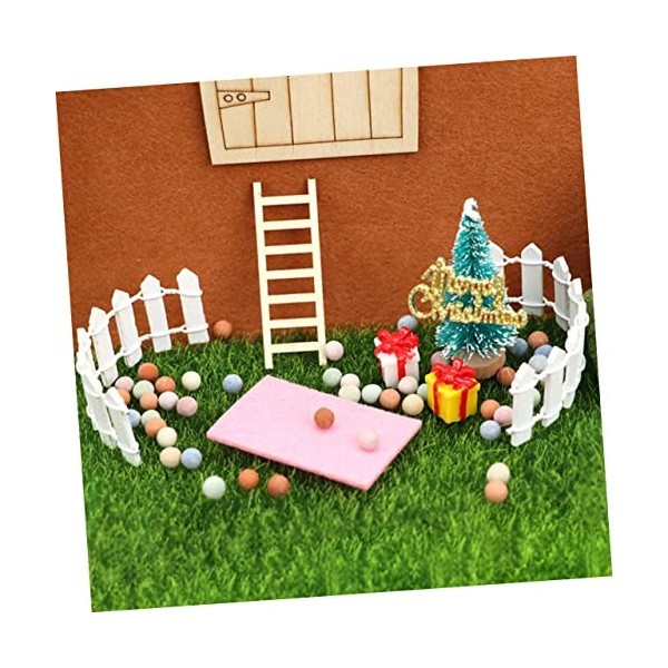 Totority 24 Pièces Décoration De Maison De Poupée Figurines De Noël Miniatures Mini Accessoires De Noël Décoration De Porte E