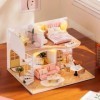 Maison de poupée en duplex mignon avec housse anti-poussière et boîte à musique DIY Miniature Meuble 3D Maison avec lumière L