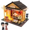 YIHANGG Kit Maison De Poupée Miniature Bricolage en Bois Ameublement épicerie De Style Japonais Modèle Dartisanat Mini Décor