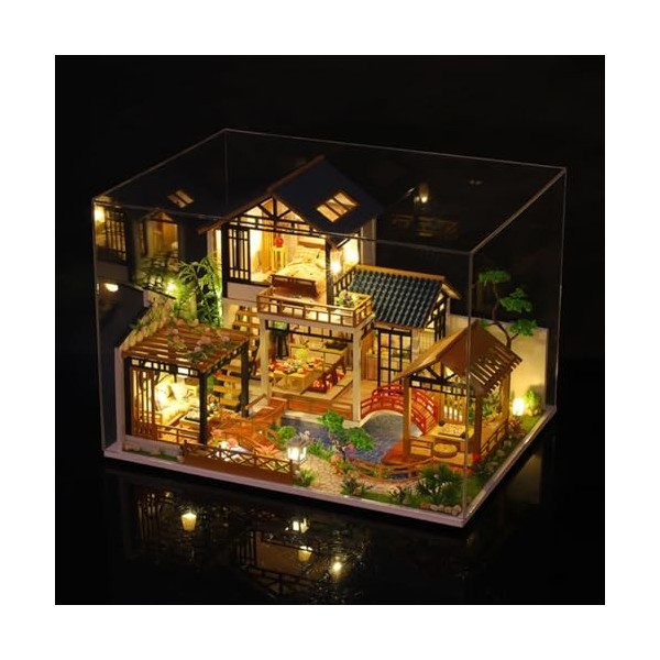 TOPBSFARNY Maison de poupée 3D assemblée en bois miniature à lancienne maison de style rustique avec housse anti-poussière e