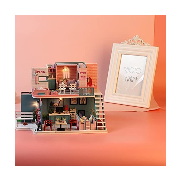 Shanrya Coffee Shop Dollhouse, Cadeau danniversaire Kit de Maison de poupée Assemblage Maison de poupée Miniature pour la Ma