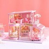 XLZSP Kit de décoration de maison de poupée miniature avec lumières et meubles - Cadeau danniversaire pour garçons et filles