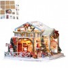 NIRUPAMA Maison De Poupée Miniature Assemblée en Bois De Noël, avec Meubles, Modèle De Jouet, Cadeau danniversaire pour Adul