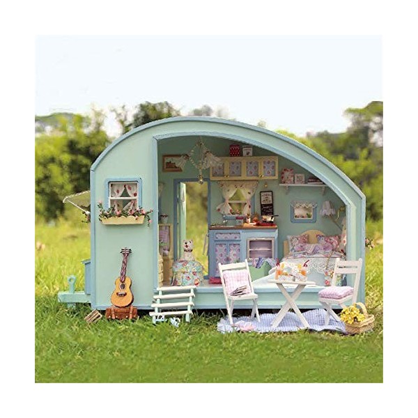 Kits de maison Maison de poupée en bois miniature Kit de bricolage Time Travel Series Meubles de maisons de poupée Kit de mai