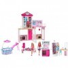 Barbie a La Maison Fck15 Complet Ensemble 3 Poupees et 3 Ensembles de Meubles et Piscine