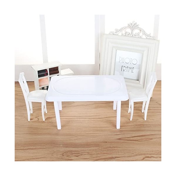 Table et chaises pour poupée, 3 pièces en plastique Poupée Table et chaises ensemble accessoire de maison de poupée pour cade