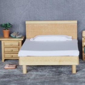 Sanfiyya Lit de poupée 1/12 Lit de Maison de poupée en Bois à échelle avec Matelas et Oreiller Mignon Mini-poupée Meubles Acc