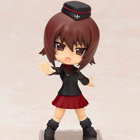 La poupée modèle Nishizumi Maho version Q, un personnage de lanimation télévisée "Girls and Tanks", mesure 3,9 pouces de hau