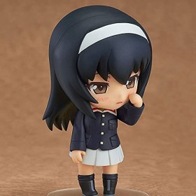 La poupée modèle Reizei Mako version Q, lun des personnages principaux de lanimation télévisée "Les filles et les chars", m