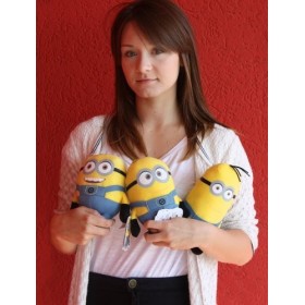 Peluche Moi Moche et Méchant 2 Minion Tim taille moyenne 
