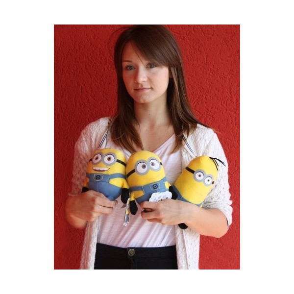 Peluche Moi Moche et Méchant 2 Minion Tim taille moyenne 