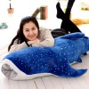 KiLoom Peluche Requin Doux Grande Baleine Bleue Créative Requin en Peluche Poisson De Mer Oreiller Belle Poupée Bébé Enfants 
