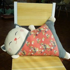 SaruEL Nouveau Chat Peluche Jouet Coussin Mignon en Peluche Poupée Coussin De Bureau pour Enfants Petite Amie Cadeau D’Annive