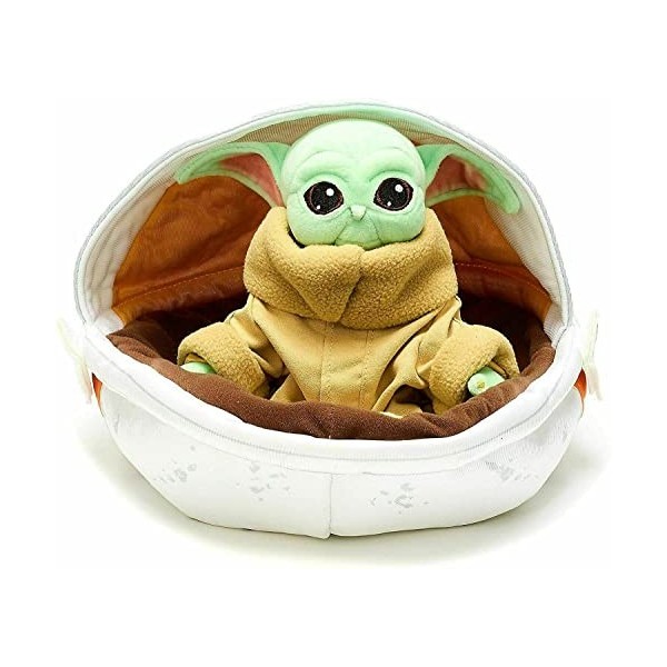 Star Wars Yoda Lenfant dans un berceau en peluche