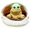 Star Wars Yoda Lenfant dans un berceau en peluche