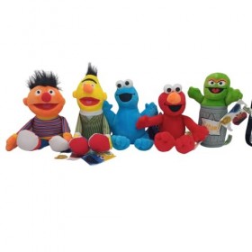 Play by Play Pack 5 Peluches Rue Sesame: Ernest et Bart Macaron - Elmo et Mordicius 18-25cm