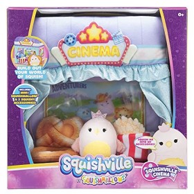 Squishville- Ensemble de Jeu cinéma – Comprend Une Mini 5,1 cm, Une Chaise Bretzel, Un Seau à Popcorn – Peluche irrésistiblem