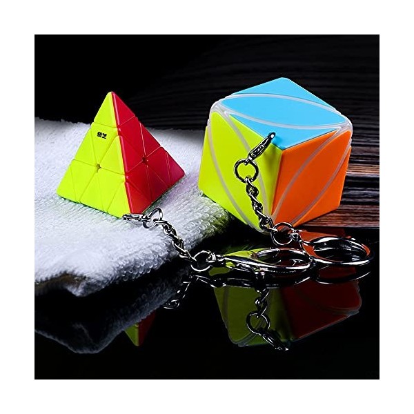 Yealvin Lot de 6 mini cubes porte-clés - 2 x 2, 3 x 3, 3 x 3, 3 x 3, 3 x 3, 3 x 3, cubes en forme de pyraminx et lierre