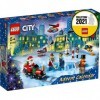 LEGO 60303 City Calendrier de l’Avent Jouet 2021, Mini-Jouets à Collectionner, Enfants dès 5 Ans, avec Tapis et Minifigures
