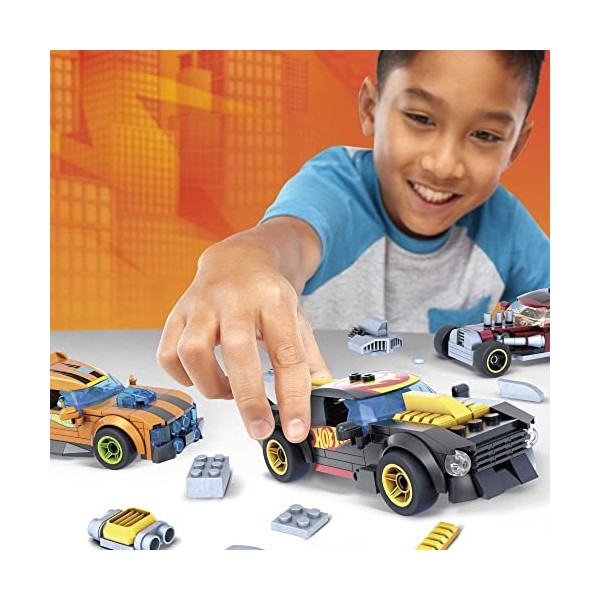 Mega Construx Hot Wheels, jeu de briques de construction avec 4 voitures à construire et 4 figurines, 485 pièces, pour enfant