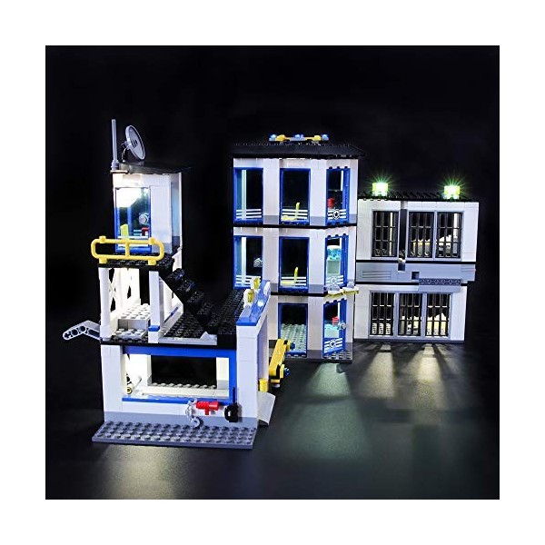 GEAMENT Jeu De Lumières Compatible avec Lego Police Le Commissariat de Police Police Station - Kit Déclairage LED pour Cit